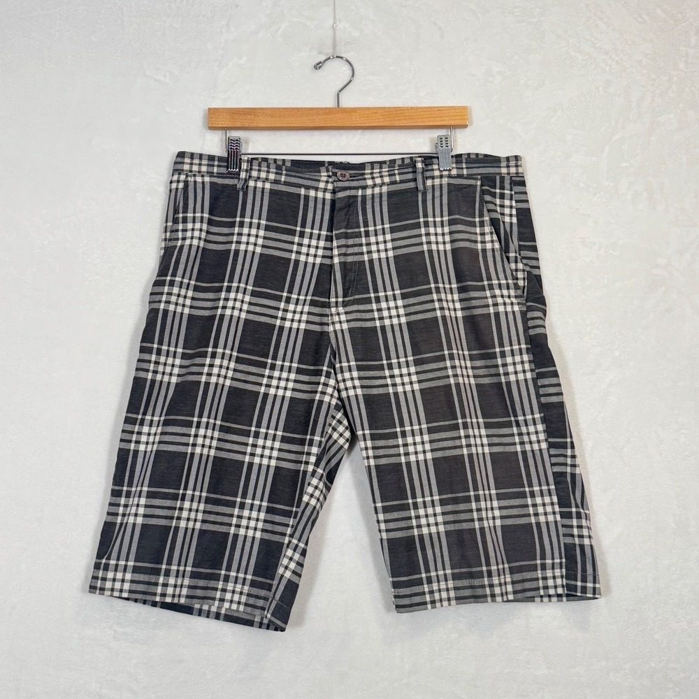 Vercho Y2K Gray & White Plaid Shorts 36x23